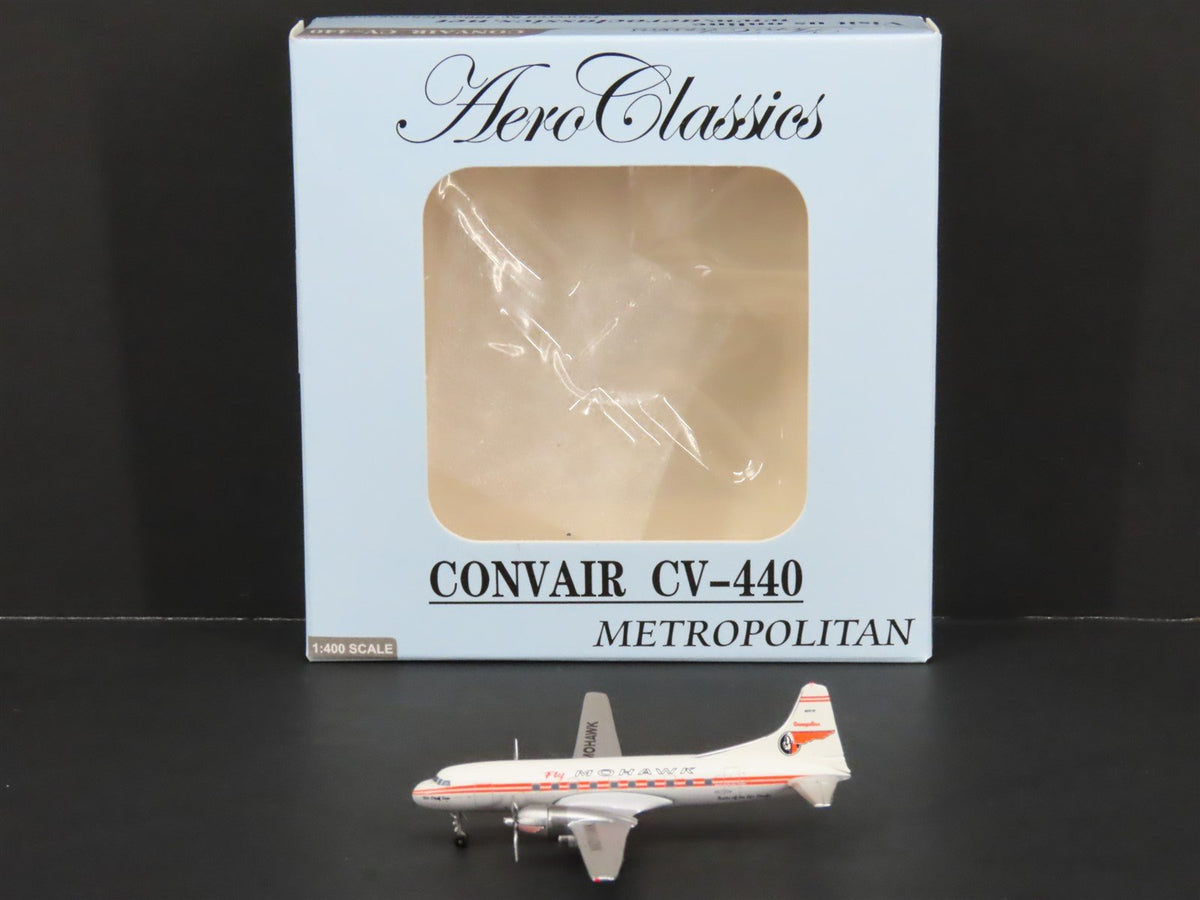 1:400 Scale Aero Classics Die-Cast Mohawk Convair CV-240 Aircraft N1013C