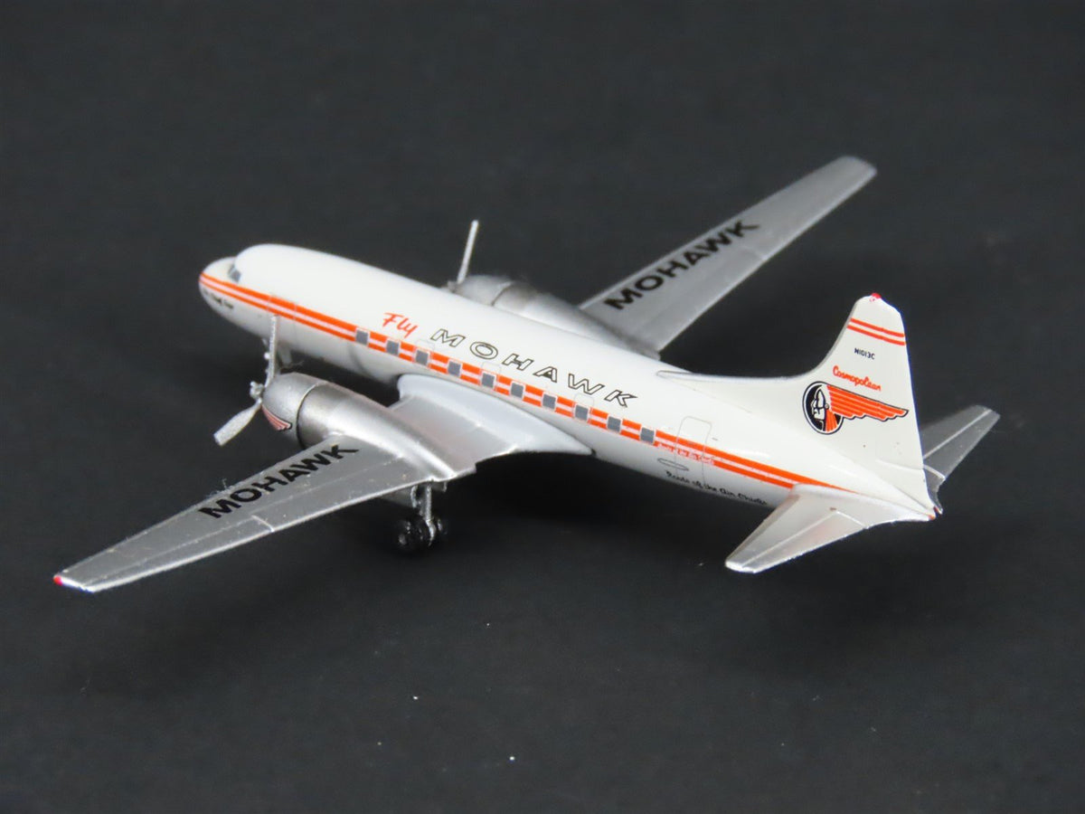 1:400 Scale Aero Classics Die-Cast Mohawk Convair CV-240 Aircraft N1013C