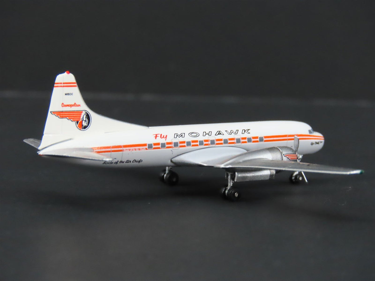 1:400 Scale Aero Classics Die-Cast Mohawk Convair CV-240-11 Aircraft N1013C