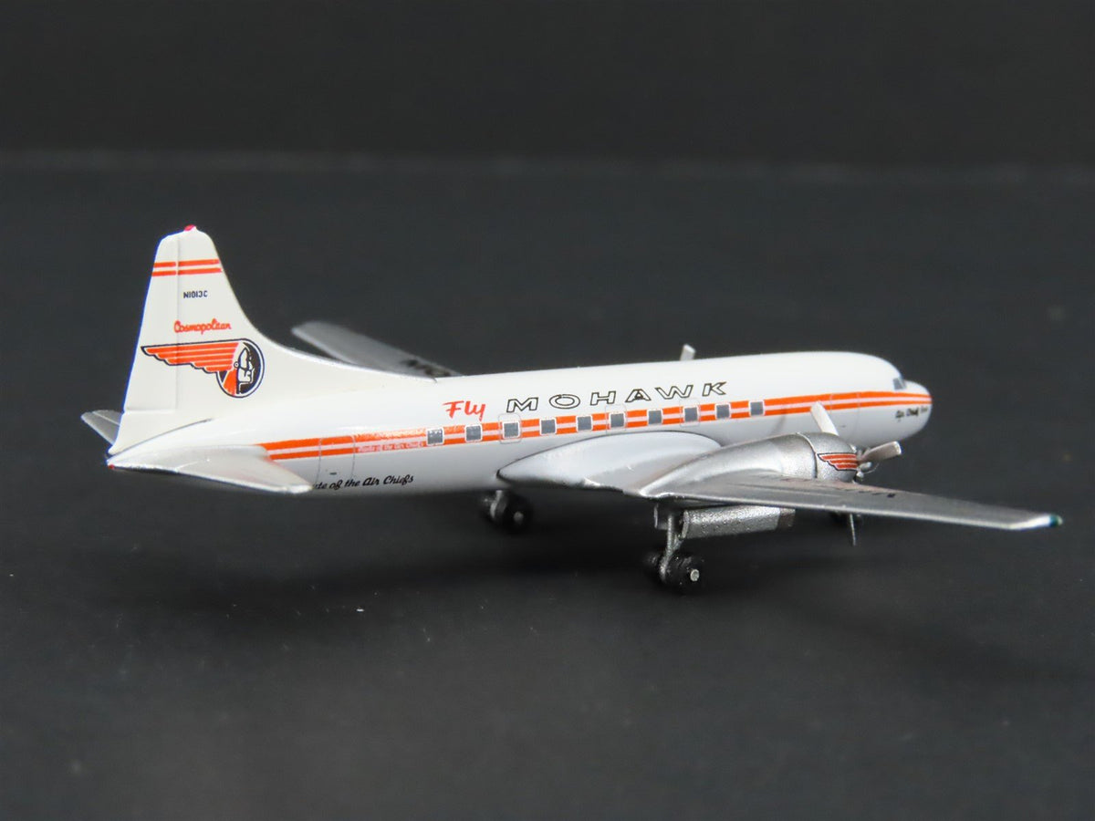 1:400 Scale Aero Classics Die-Cast Mohawk Convair CV-440 Aircraft N1013C