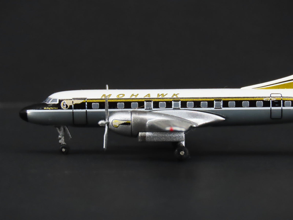 1:400 Scale Aero Classics Die-Cast Mohawk Convair CV-440-0 Aircraft N4401