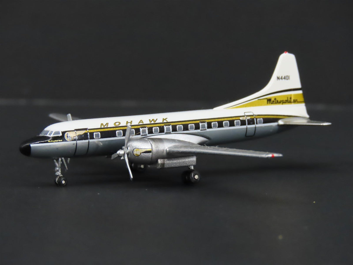 1:400 Scale Aero Classics Die-Cast Mohawk Convair CV-440-0 Aircraft N4401
