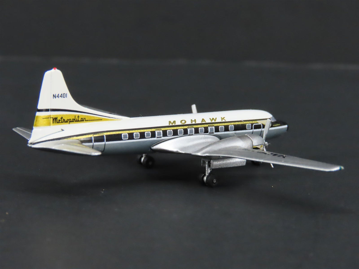1:400 Scale Aero Classics Die-Cast Mohawk Convair CV-440-0 Aircraft N4401