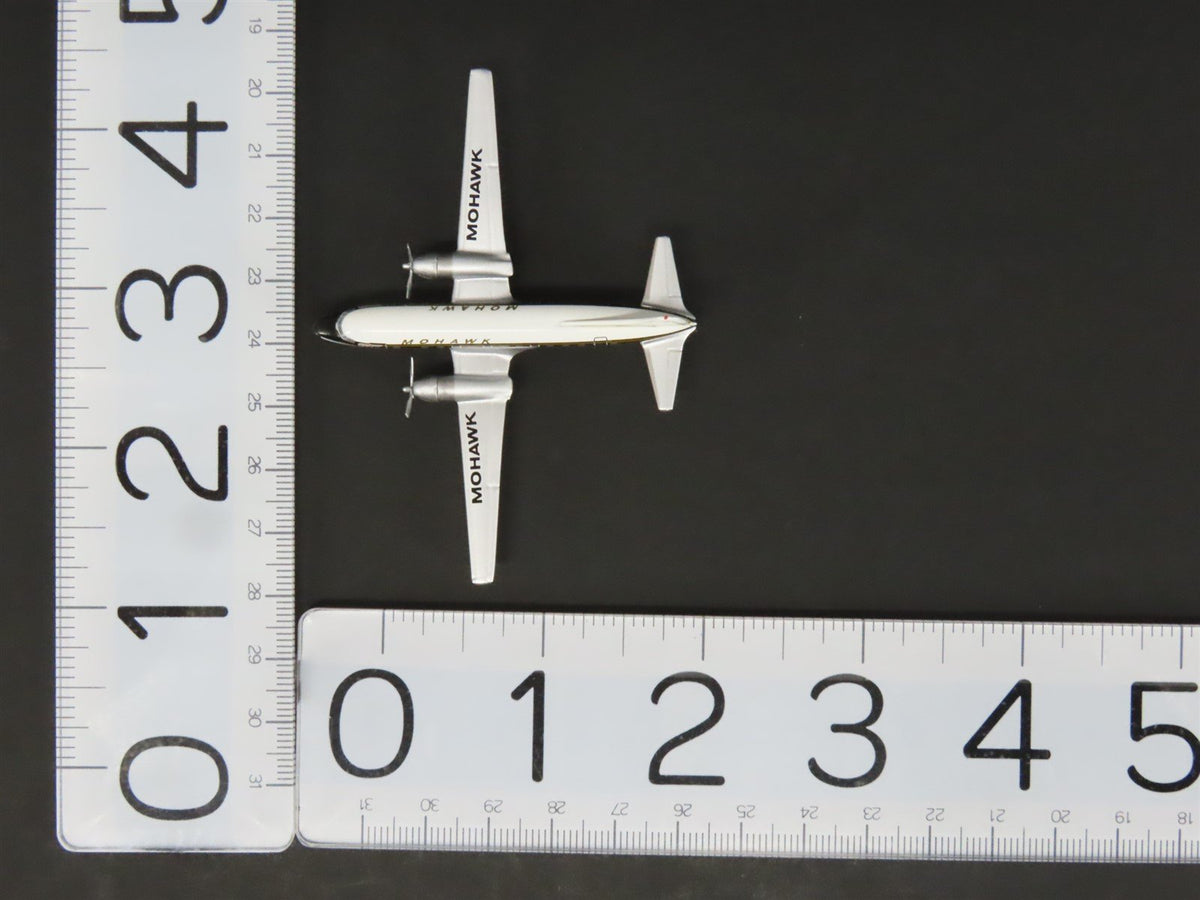 1:400 Scale Aero Classics Die-Cast Mohawk Convair CV-440-0 Aircraft N4401