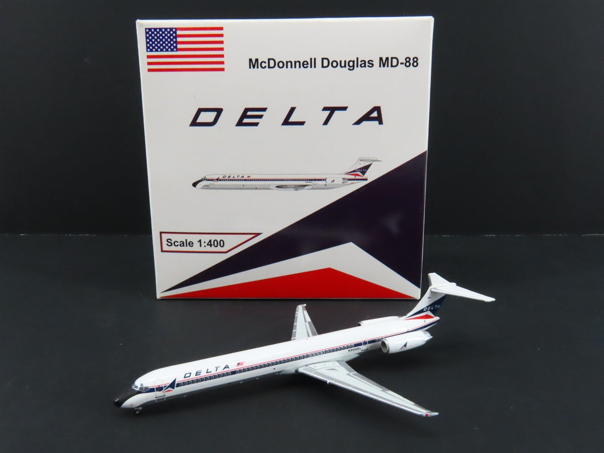 1:400 AeroClassics DieCast Delta McDonnell Douglas MD-88 DC-9-82 Airliner N940DL