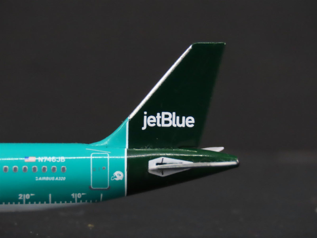 1:400 Aero Classics Baby-Bus AC19178 JetBlue &quot;NY Jets&quot; A320-232 Airbus N746JB