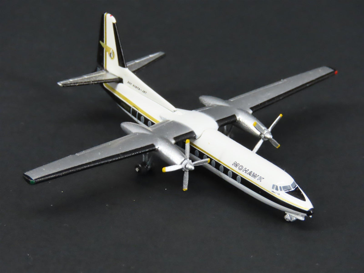 1:400 Scale Aero Classics Die-Cast Mohawk Fairchild FH-227B Vista-Jet N7822M