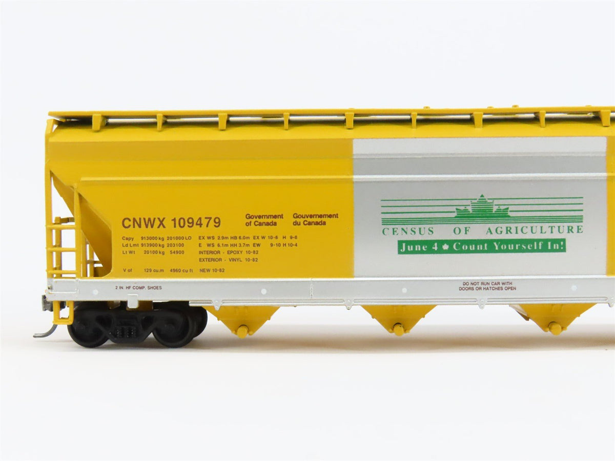 HO Scale Athearn 1787-1 CNWX Canadian National 4-Bay Hopper Car #109479