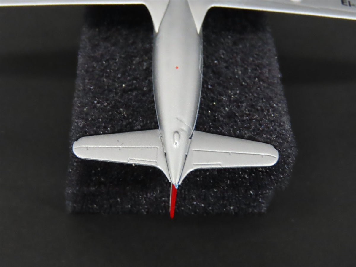 1:400 Scale Aero Classics Die-Cast Alitalia McDonnell Douglas DC-4-1009 Aircraft