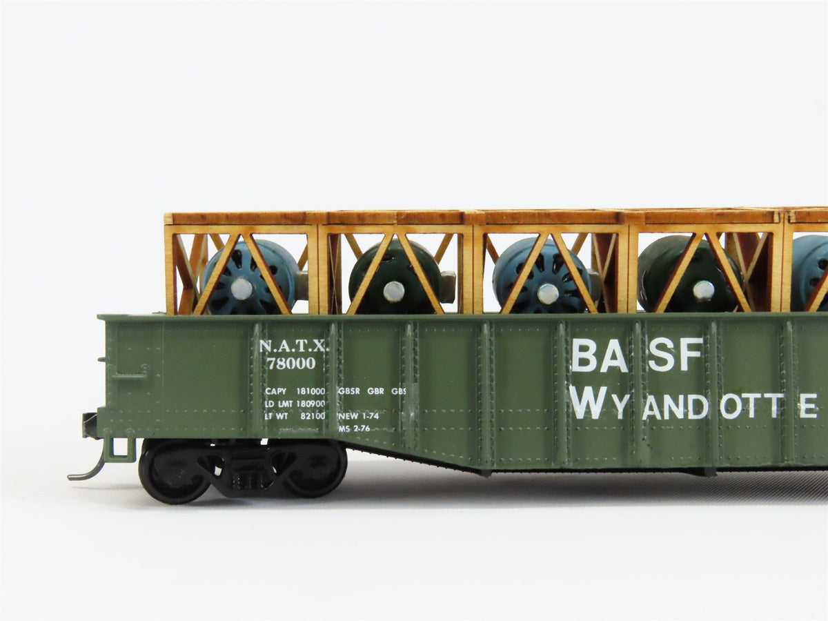 HO Scale Athearn NATX BASF Wyandotte 50&#39; Gondola Car #78000 Pro Custom w/ Load