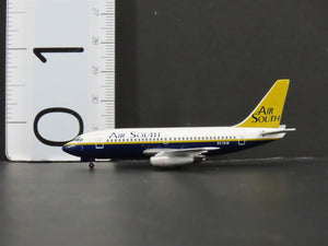1:400 Scale Aero Classics AC-19006 Die-Cast Air South Boeing B-737-2P6 Aircraft