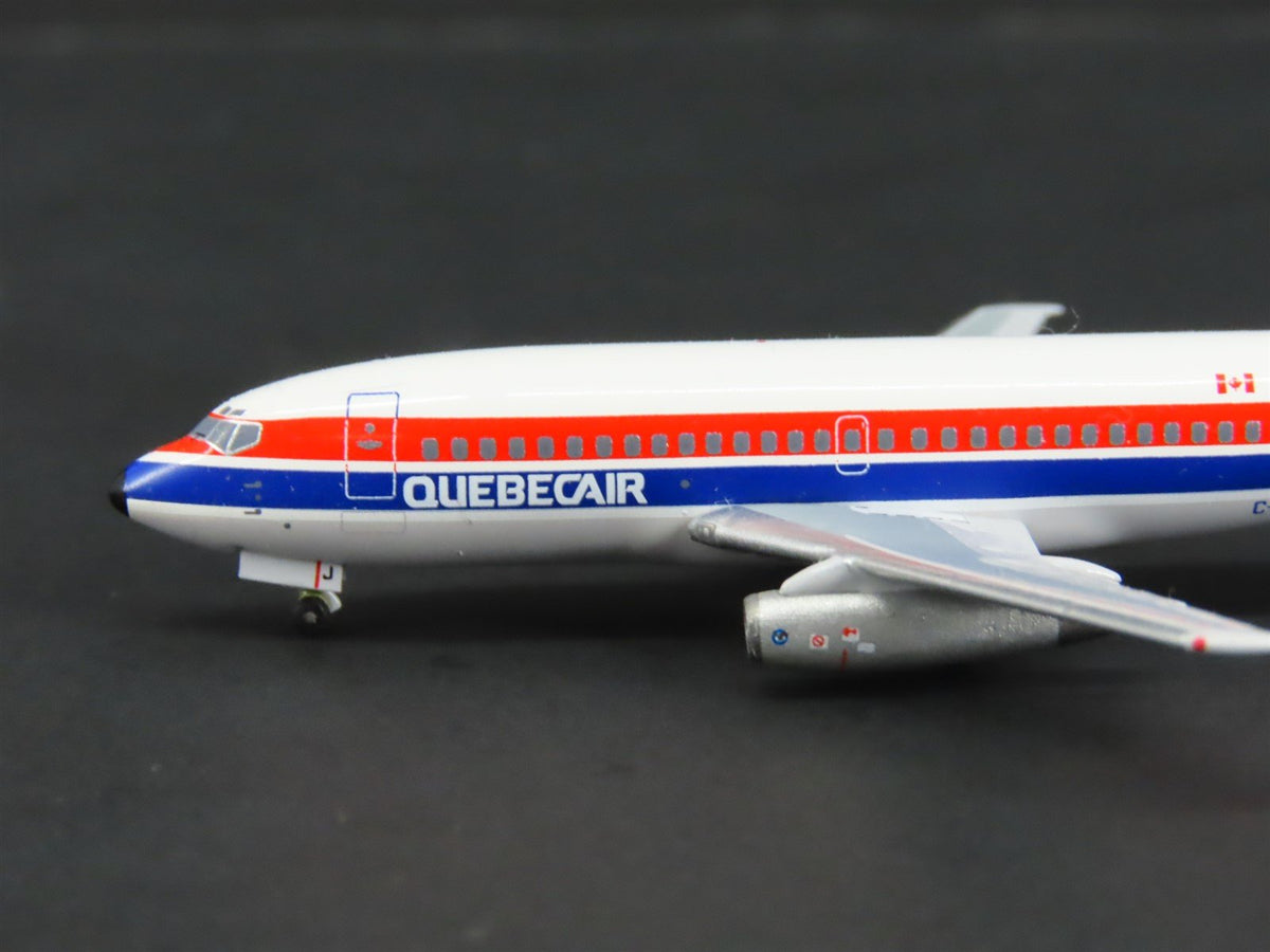 1:400 Aero Classics AC19228 Die-Cast Quebecair Boeing B-737-296 Aircraft C-GQBJ