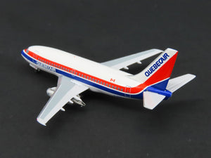 1:400 Aero Classics AC19228 Die-Cast Quebecair Boeing B-737-296 Aircraft C-GQBJ