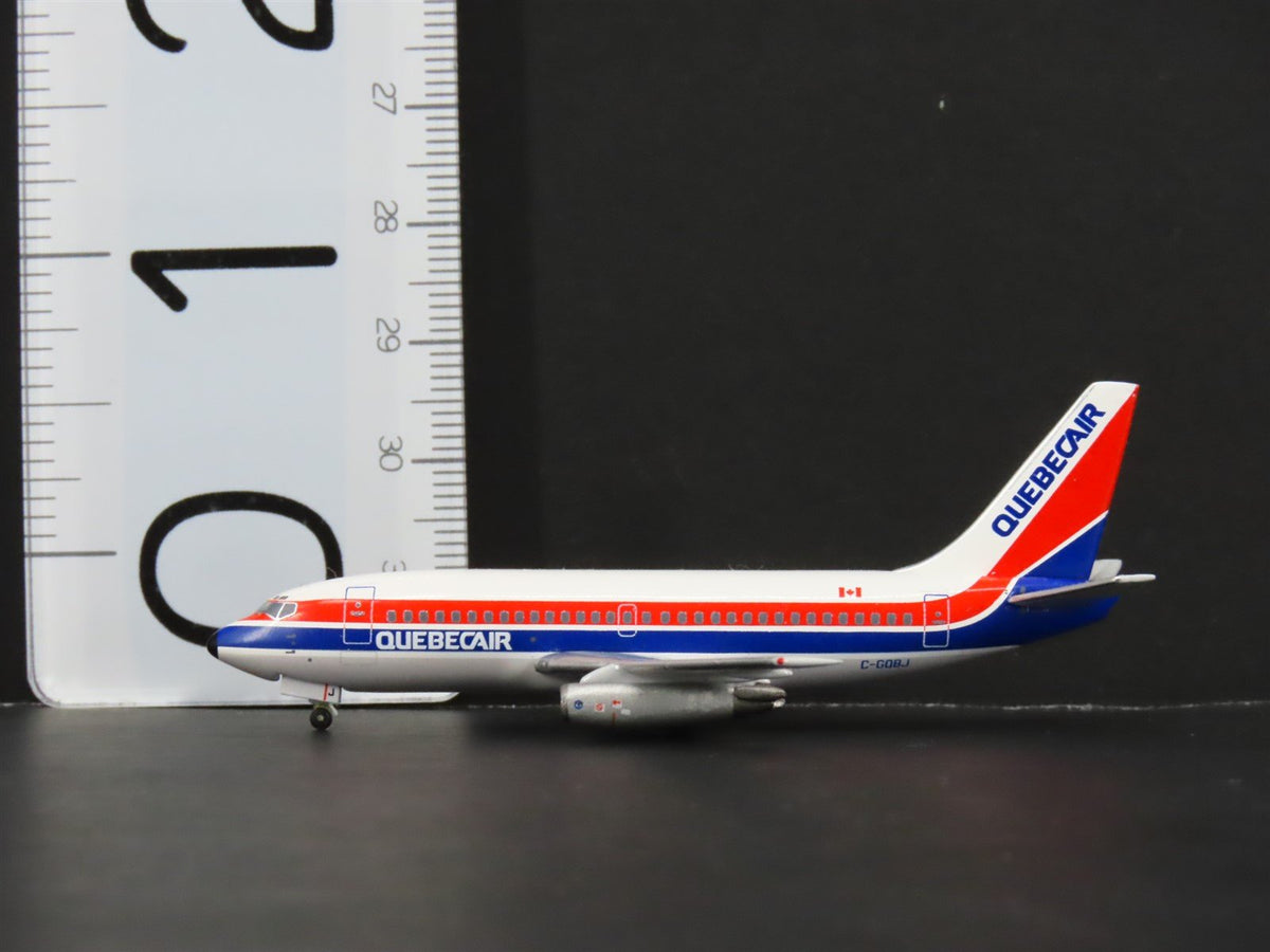 1:400 Aero Classics AC19228 Die-Cast Quebecair Boeing B-737-296 Aircraft C-GQBJ