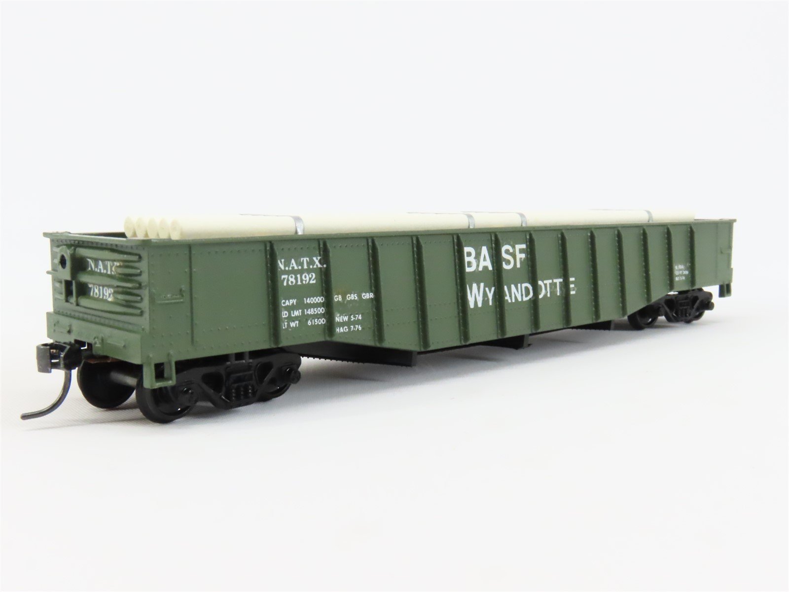 HO Scale Athearn NATX BASF Wyandotte 50' Gondola Car #78192 Pro Custom w/ Load