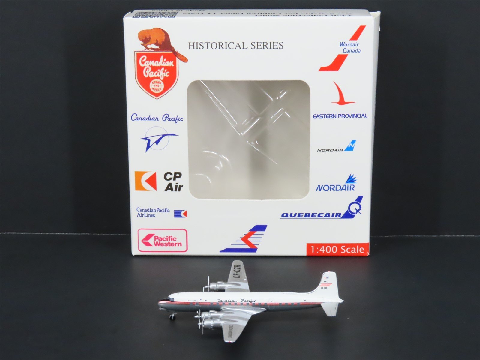 1:400 Aero Classics AC19153 Die-Cast CP McDonnell Douglas DC-6B Aircraft CF-CZR