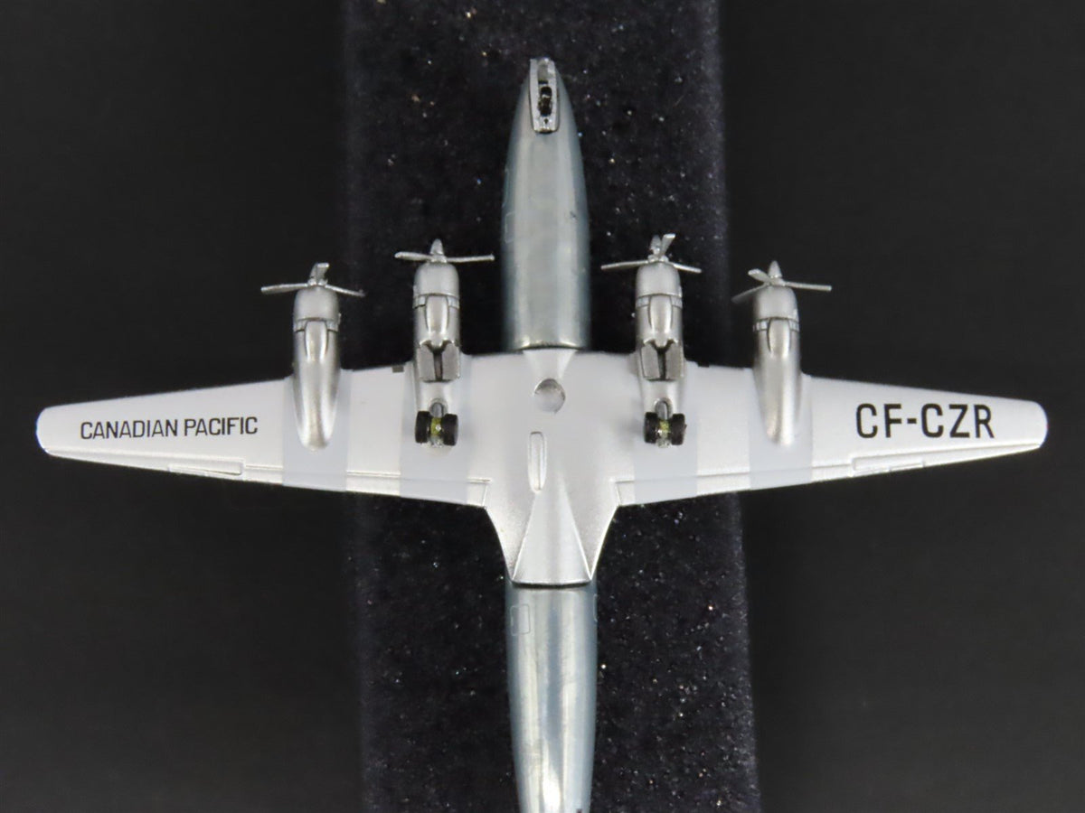 1:400 Aero Classics AC19153 Die-Cast CP McDonnell Douglas DC-6B Aircraft CF-CZR