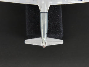 1:400 Aero Classics AC19153 Die-Cast CP McDonnell Douglas DC-6B Aircraft CF-CZR
