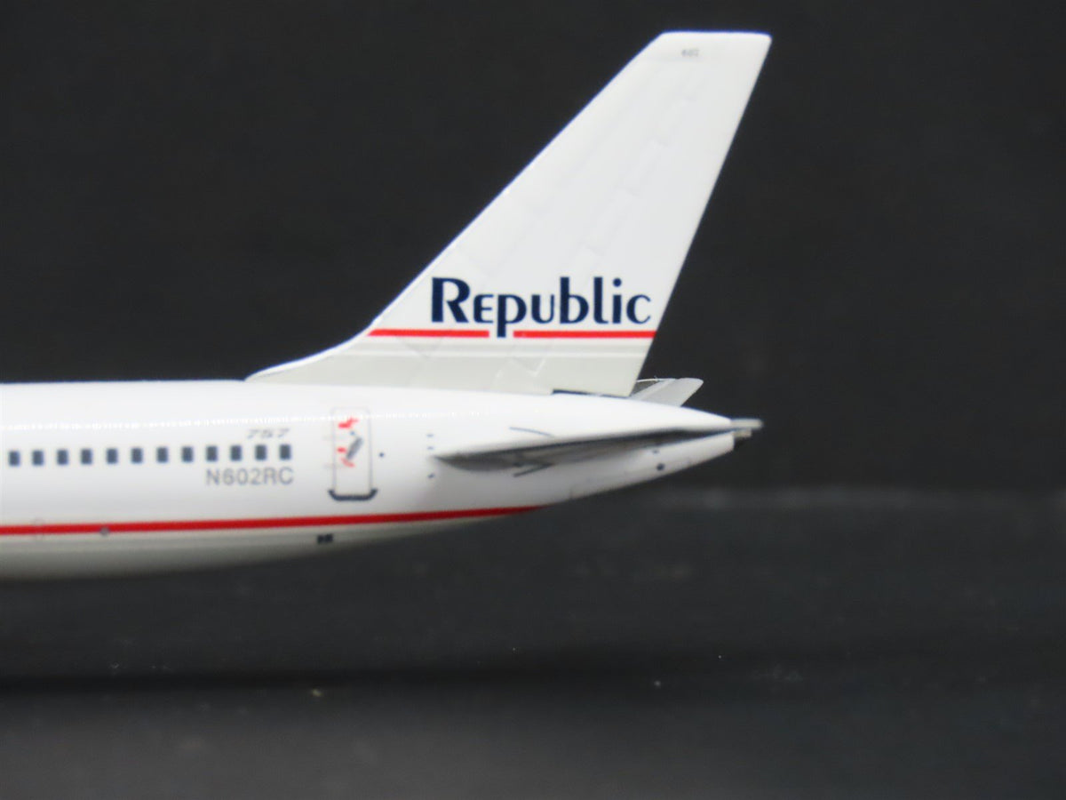 1:400 Scale NG Models 53027 Die-Cast Republic Boeing B-757-2S7 Aircraft N602RC