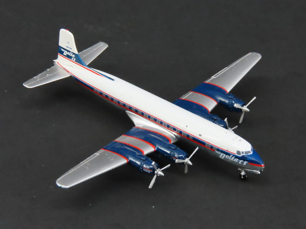 1:400 Aero Classics AC419488 Die-Cast Delta C&amp;S McDonnell Douglas DC-6 Aircraft