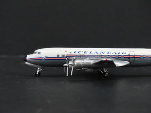 1:400 Aero Classics AC19155 Die-Cast Icelandair Flugfelag Islands Douglas DC-6B