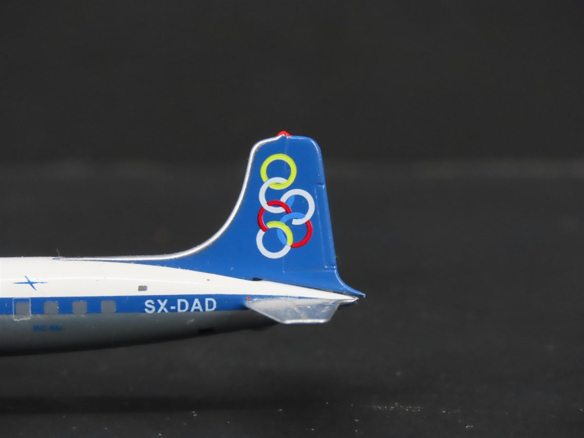 1:400 Aero Classics AC19158 Die-Cast Olympic McDonnell Douglas DC-6 Aircraft