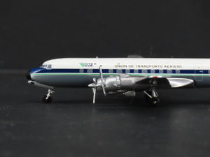 1:400 Scale Aero Classics Die-Cast UTA McDonnell Douglas DC-6B Aircraft F-BHMR