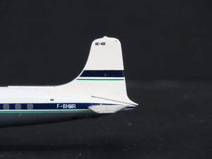 1:400 Scale Aero Classics Die-Cast UTA McDonnell Douglas DC-6B Aircraft F-BHMR