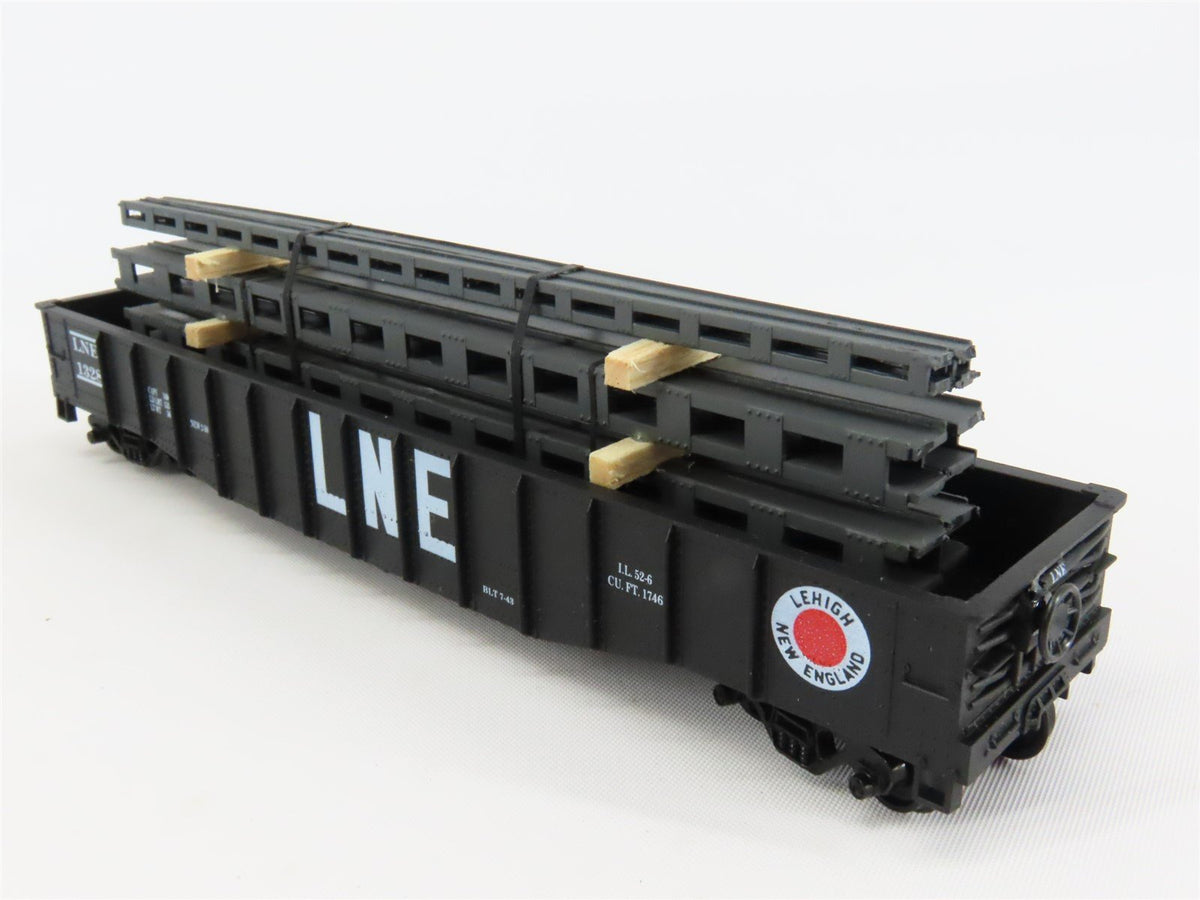 HO Athearn 1945 LNE Lehigh &amp; New England 50&#39; Gondola Car #1328 w/ Custom Load