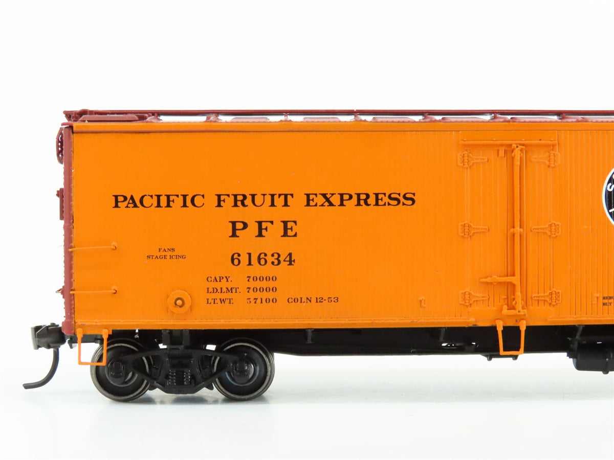 HO InterMountain #47404-04 PFE Pacific Fruit Express SP/UP Reefer Car #61634