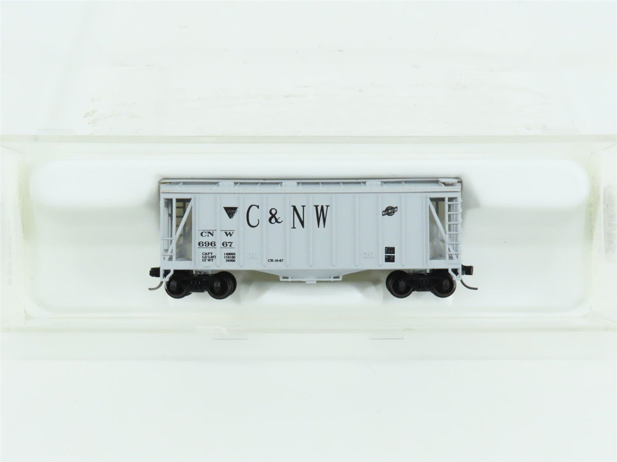 N Scale Atlas 3855 CNW Chicago &amp; Northwestern Airslide Hopper #69667