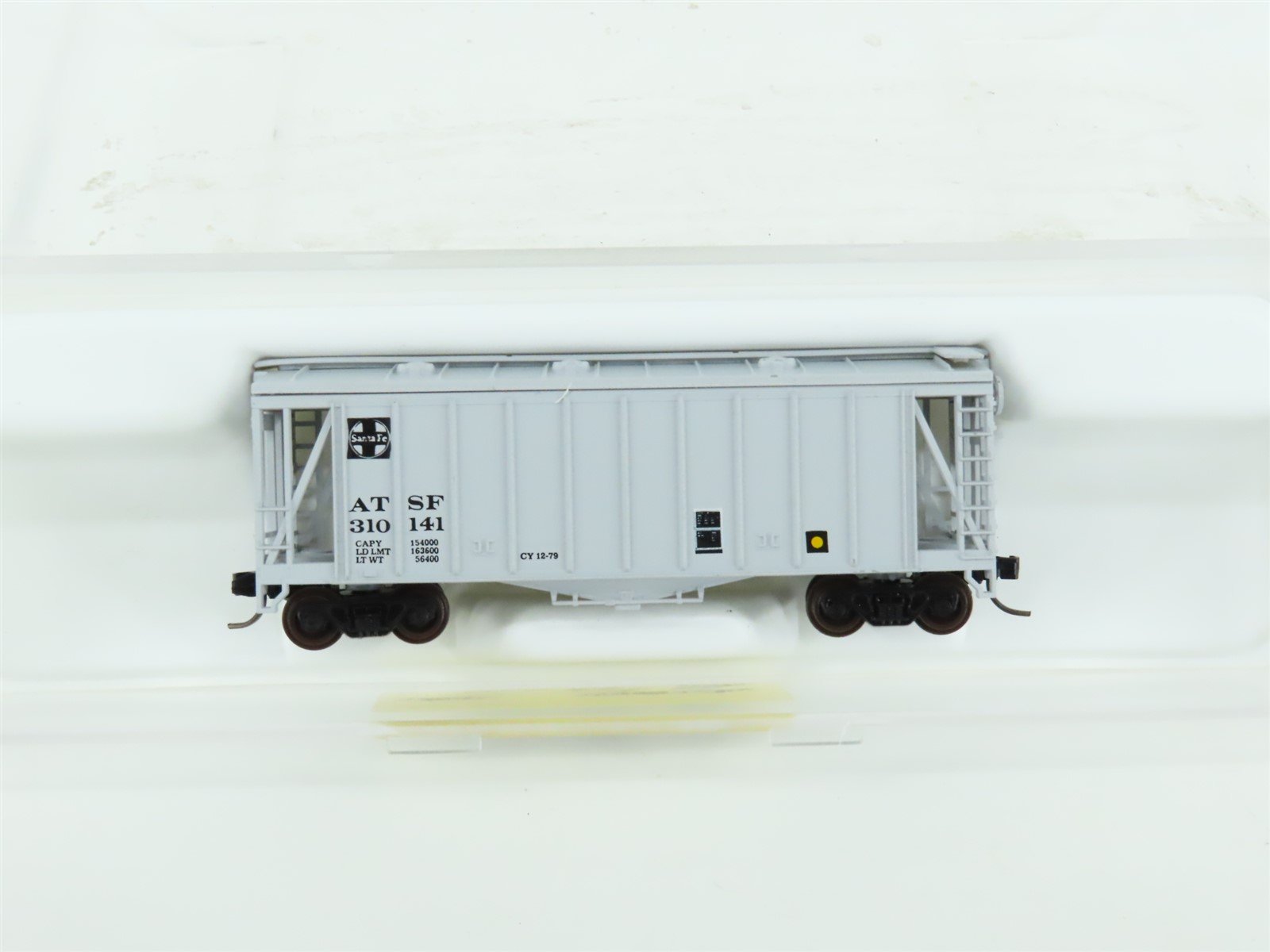 N Scale Atlas 3851 ATSF Santa Fe Railroad GATX Airslide Hopper #310141