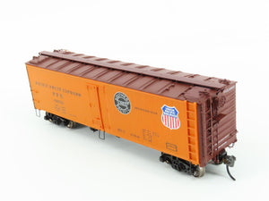 HO InterMountain #47403-10 PFE Pacific Fruit Express SP/UP R30-18 Reefer #61952