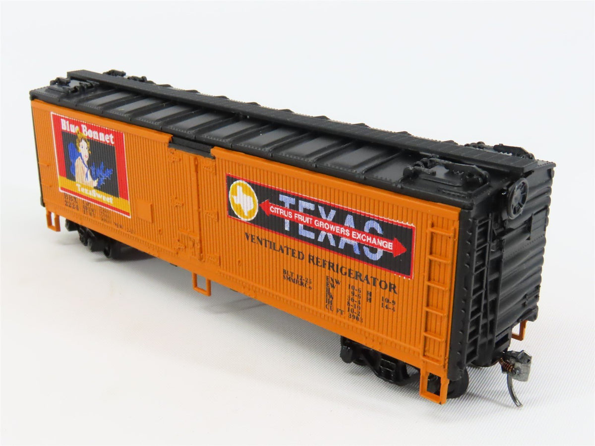 HO Scale Athearn BBX Blue Bonnet 40&#39; Wood Reefer Car #2224 Pro Custom