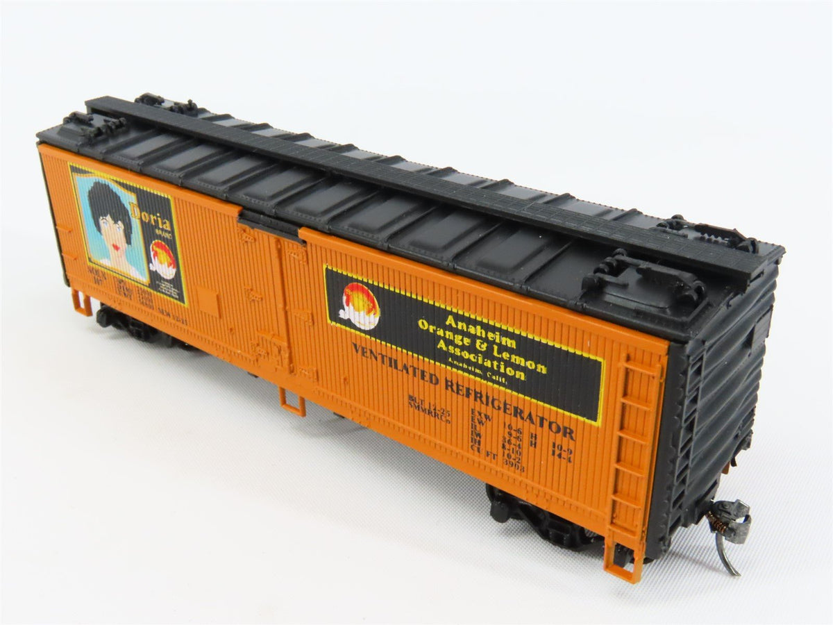 HO Scale Athearn AOLX Doria 1920s 40&#39; Wood Reefer Car #107 Pro Custom