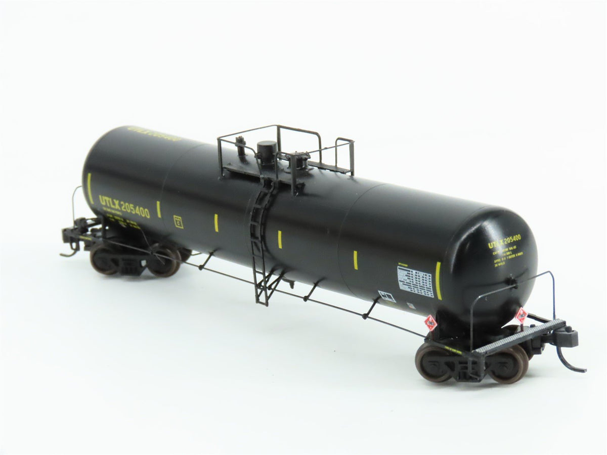 N Scale Athearn 11882 UTLX 30,000 Gallon Ethanol Tank Car 3-Pack