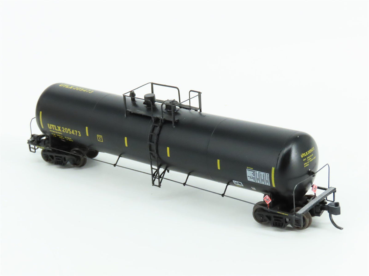 N Scale Athearn 11882 UTLX 30,000 Gallon Ethanol Tank Car 3-Pack