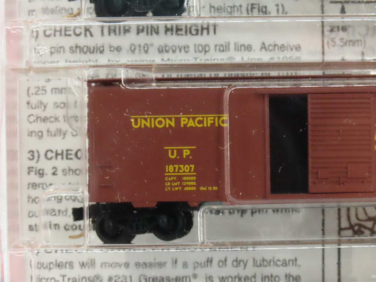 N Scale Micro-Trains MTL 20286-2 UP Union Pacific Railroad 40&#39; Box Car 3-Pack