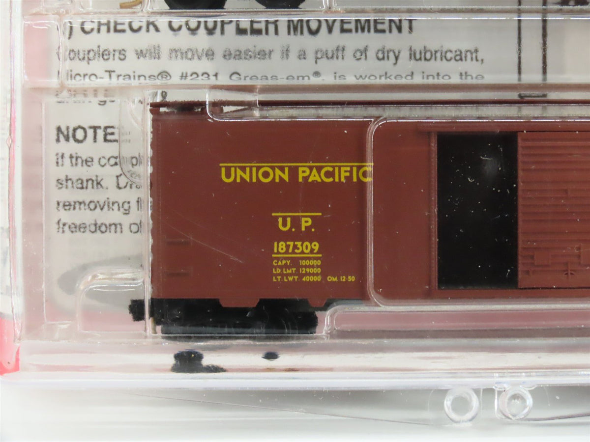 N Scale Micro-Trains MTL 20286-2 UP Union Pacific Railroad 40&#39; Box Car 3-Pack