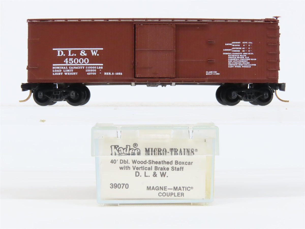 N Scale Micro-Trains MTL/Kadee 39070 DLW Lackawanna 40&#39; Boxcar #45000