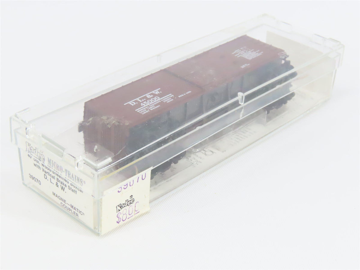 N Scale Micro-Trains MTL/Kadee 39070 DLW Lackawanna 40&#39; Boxcar #45000