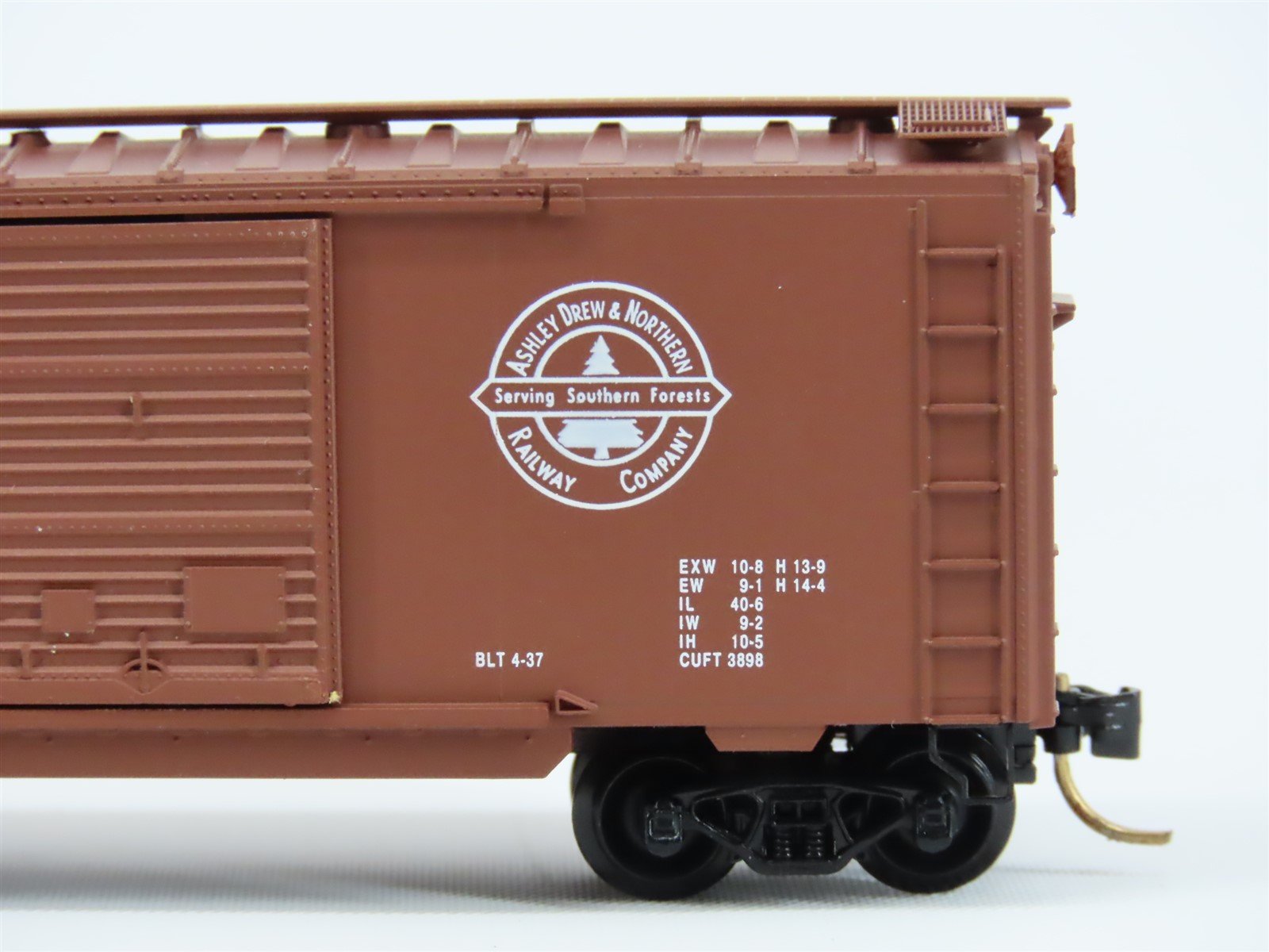 N Scale Micro-Trains MTL 23240 ADN Ashley Drew & Northern 40' Boxcar #2413