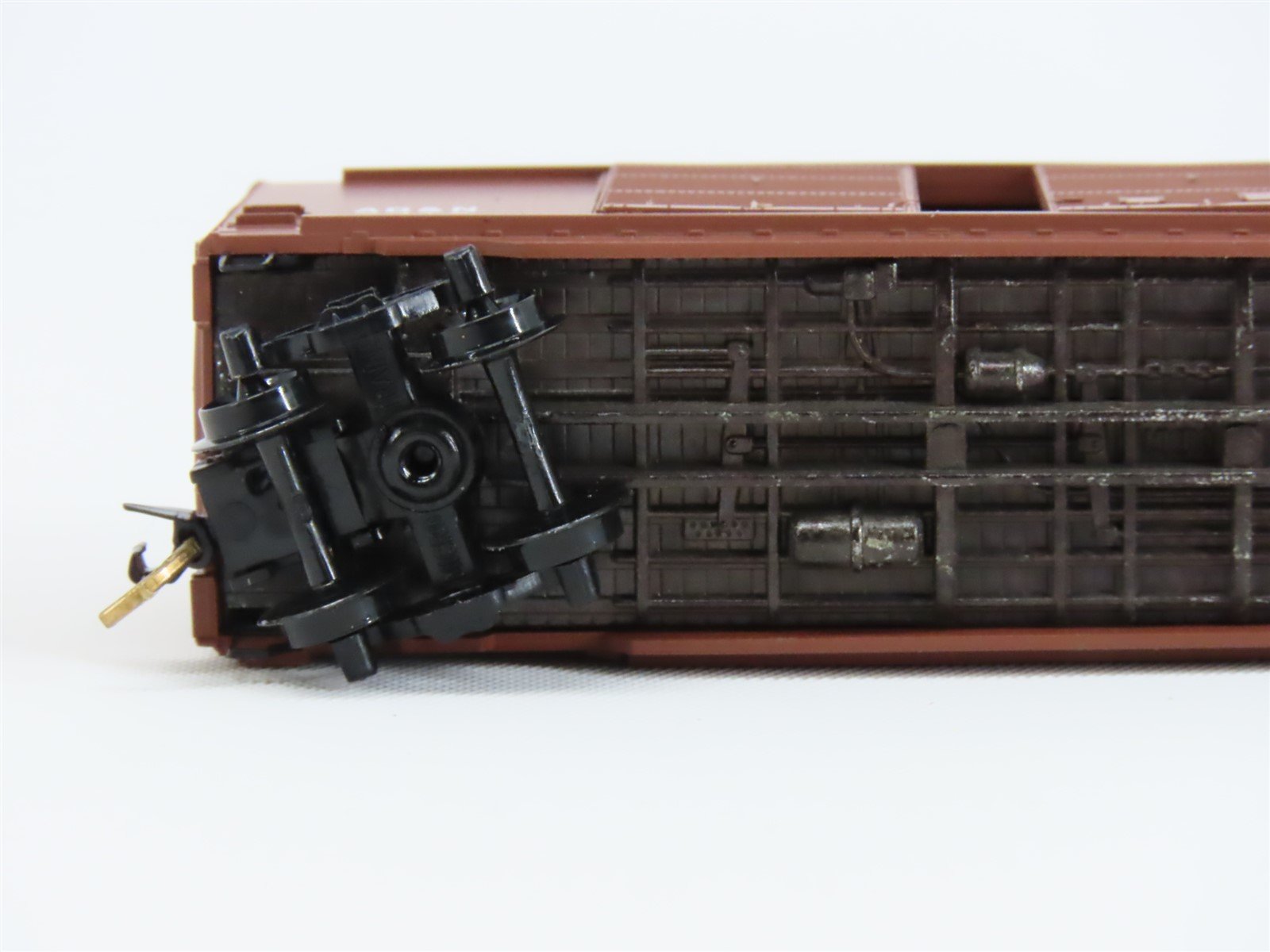 N Scale Micro-Trains MTL 23240 ADN Ashley Drew & Northern 40' Boxcar #2413