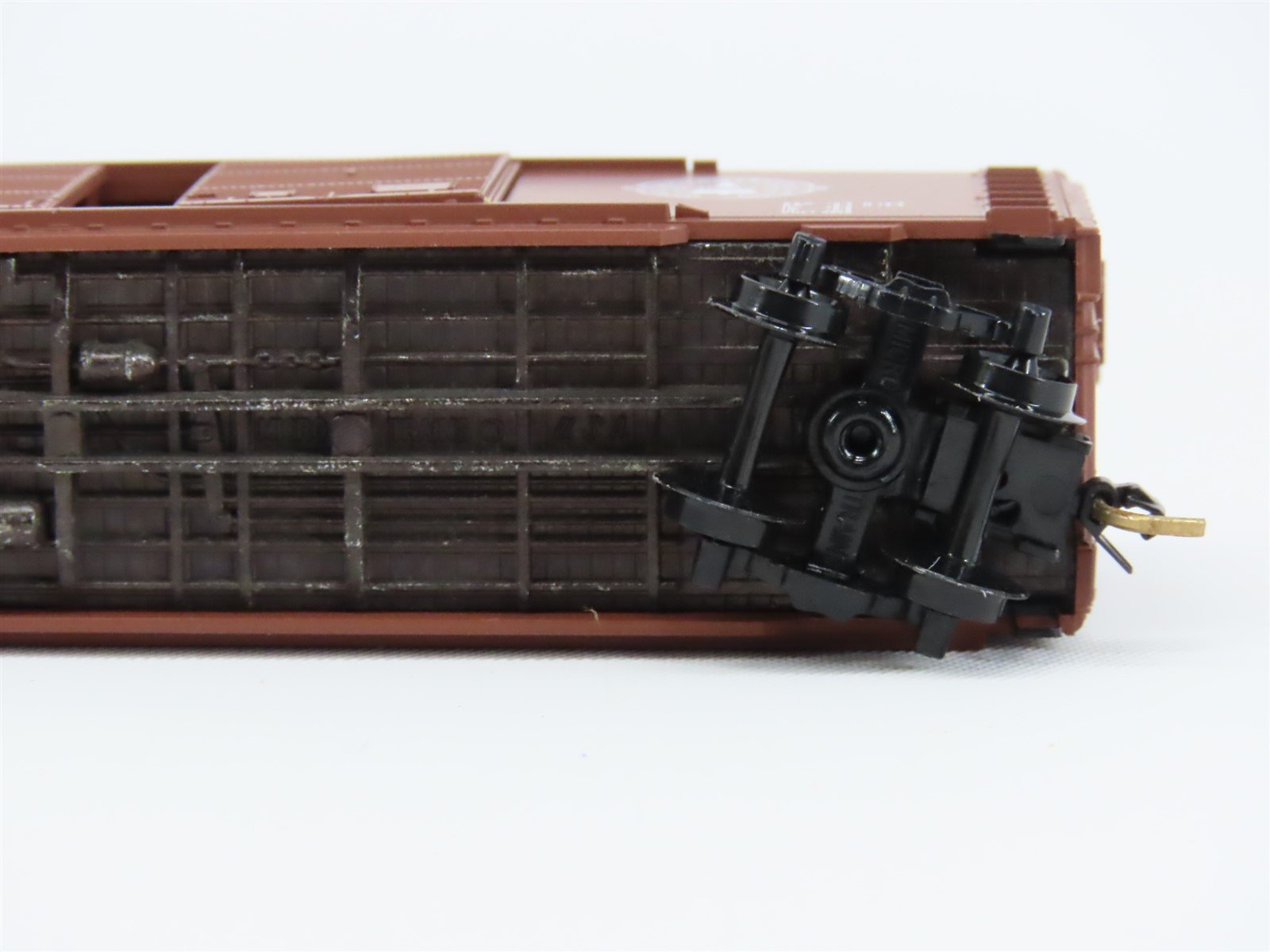 N Scale Micro-Trains MTL 23240 ADN Ashley Drew & Northern 40' Boxcar #2413