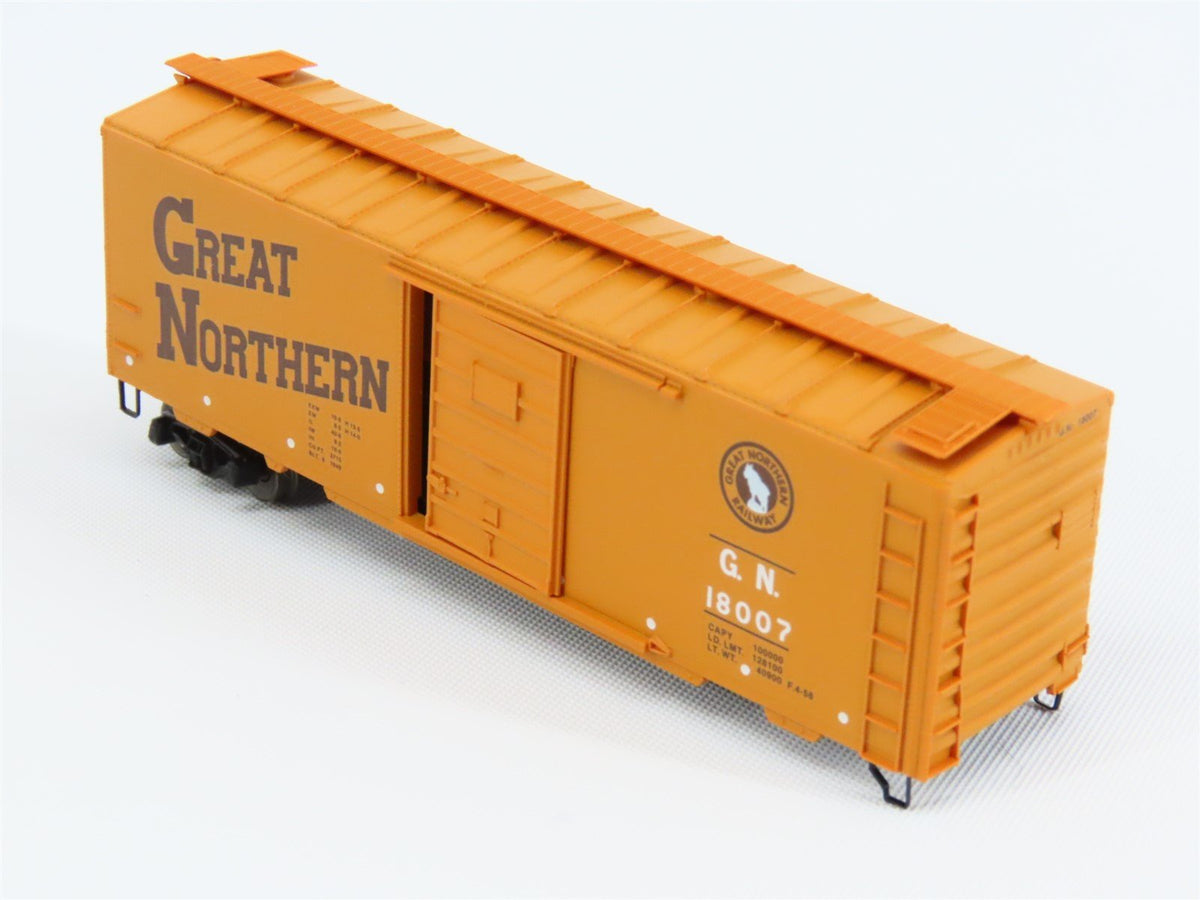 N Scale Micro-Trains MTL 20190 GN Great Northern 40&#39; Standard Boxcar #18007