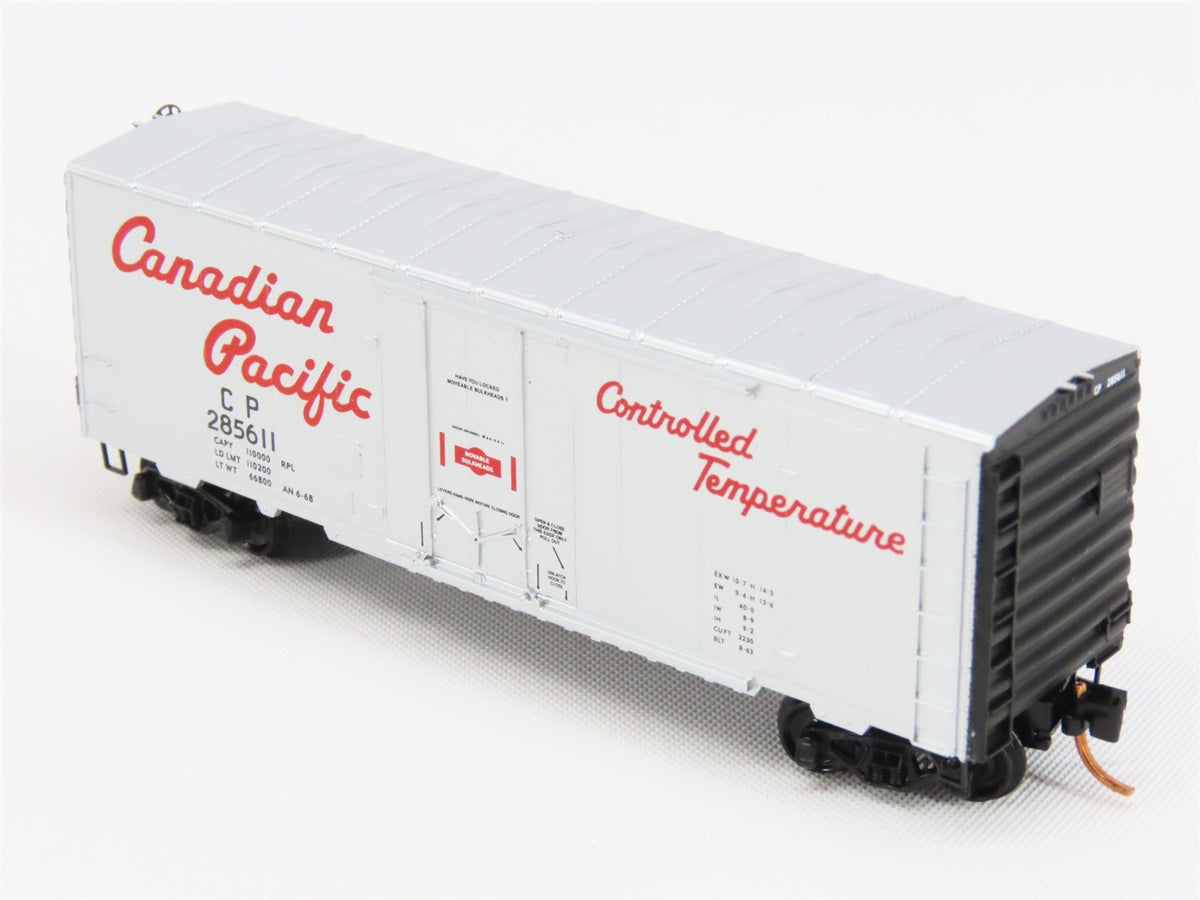 N Micro-Trains MTL 07400040 CP Canadian Pacific 40&#39; Plug Door Boxcar #285611