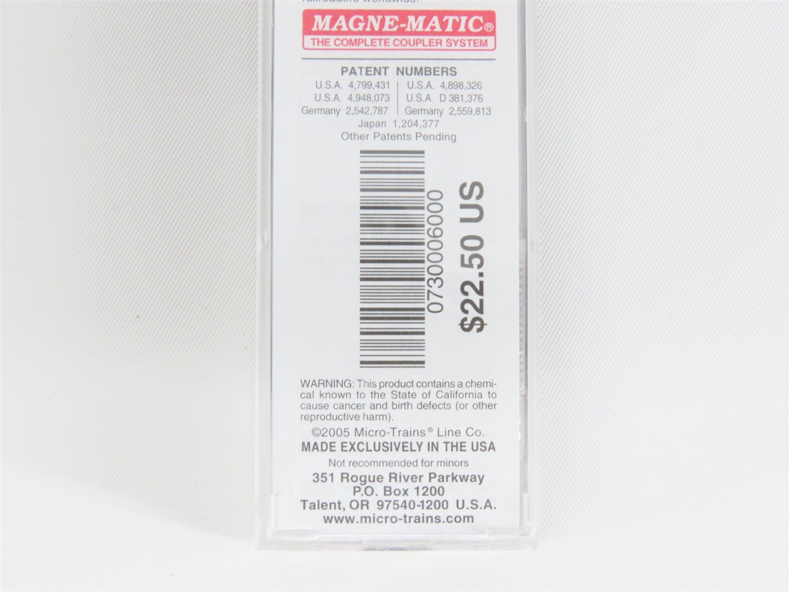 N Micro-Trains MTL 07300060 BCOL British Columbia 40' Standard Boxcar #990198