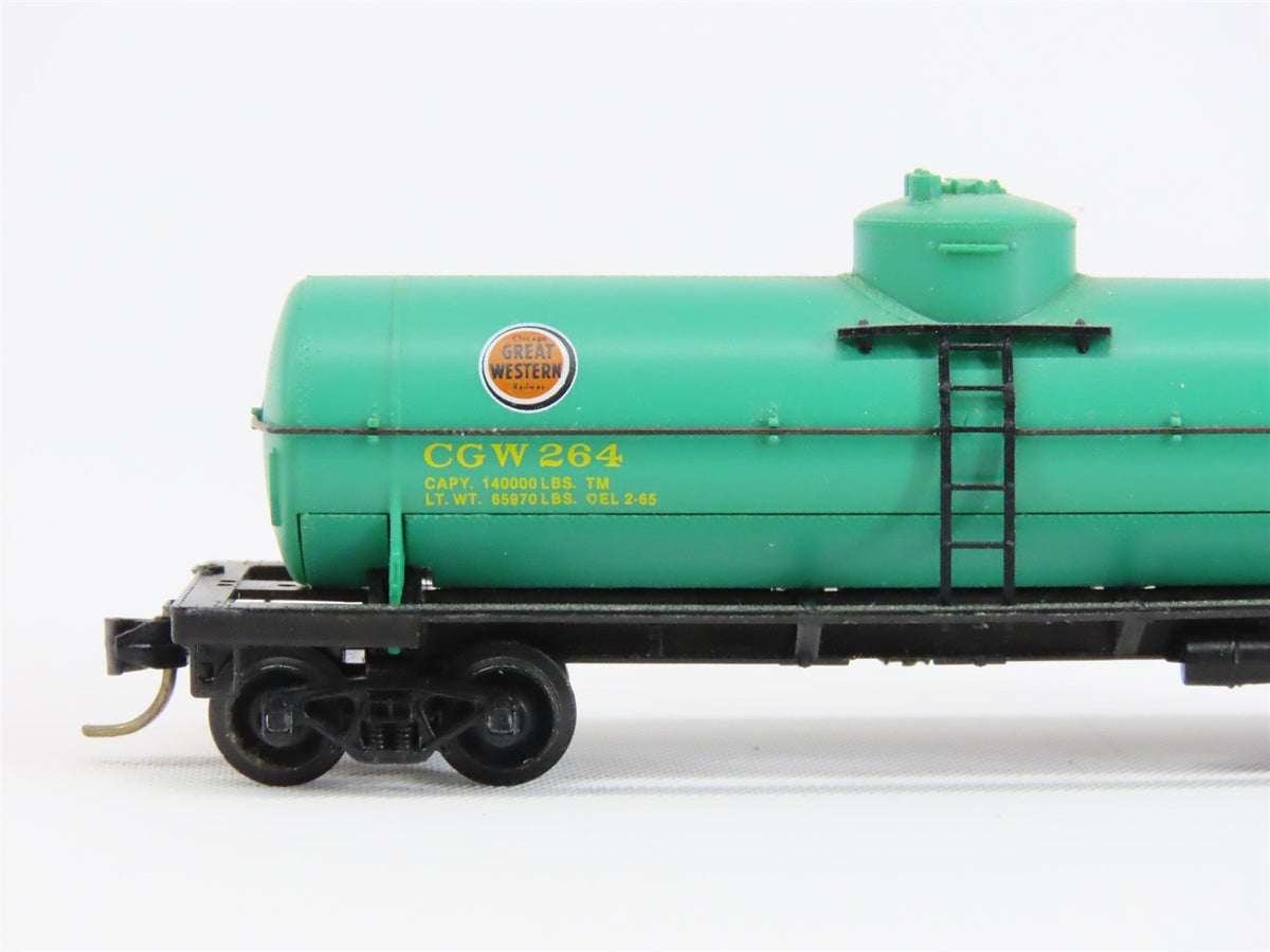 N Micro-Trains MTL 65310 CGW Chicago Great Western 39&#39; Single Dome Tankcar #264