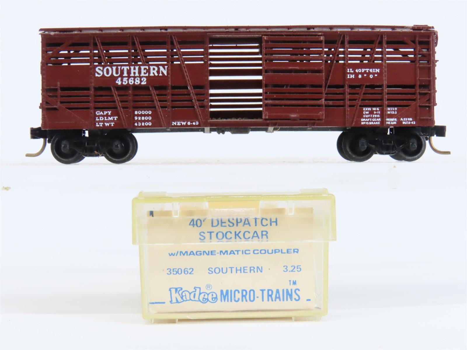 N Scale Micro-Trains MTL/Kadee 35062 Southern 40' Stockcar #45682 - Blue Label