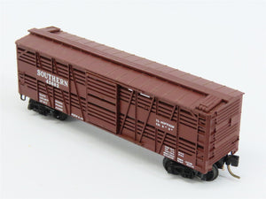 N Scale Micro-Trains MTL/Kadee 35062 Southern 40' Stockcar #45682 - Blue Label